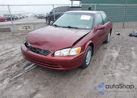 2000 Toyota Camry Ce из США, поврежденный, VIN 4T1BG22K4YU955849
